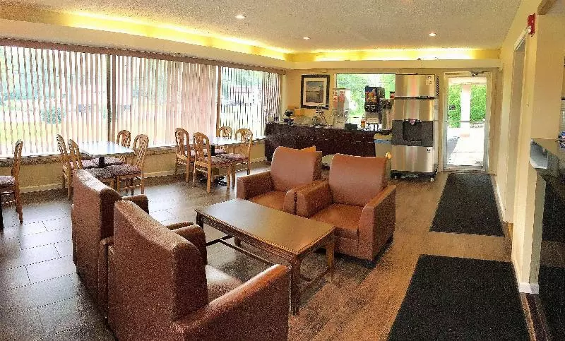 בית מלון כפרי Americas Best Value Inn At Central Valley Woodbury
