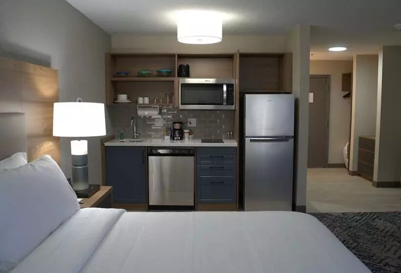 בית מלון כפרי Candlewood Suites Wichita Northwest, An Ihg