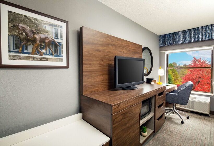 فندق Hampton Inn Lexington Southkeeneland/airport