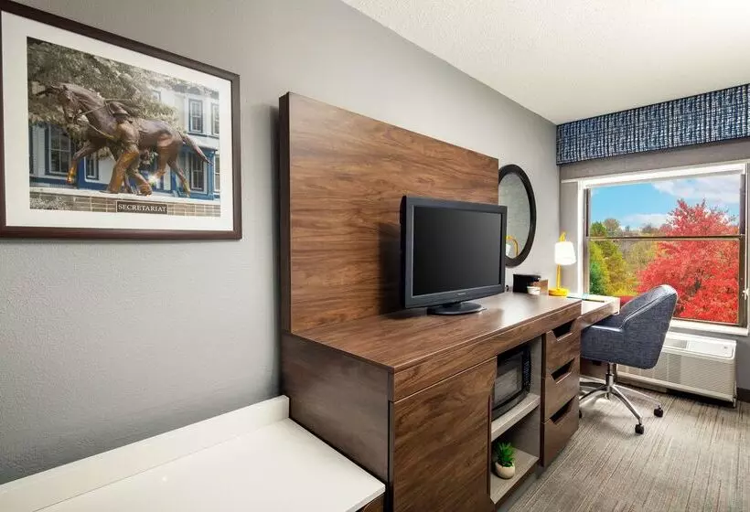 酒店 Hampton Inn Lexington Southkeeneland/airport