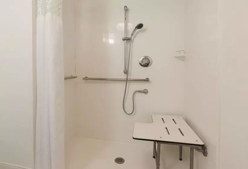 호텔 Hampton Inn By Hilton Milwaukee Northwest