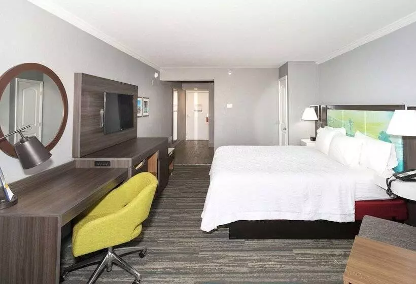 Отель Hampton Inn St. Augustine Beach