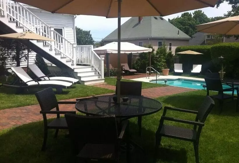 בית מלון כפרי Harbor Light Inn