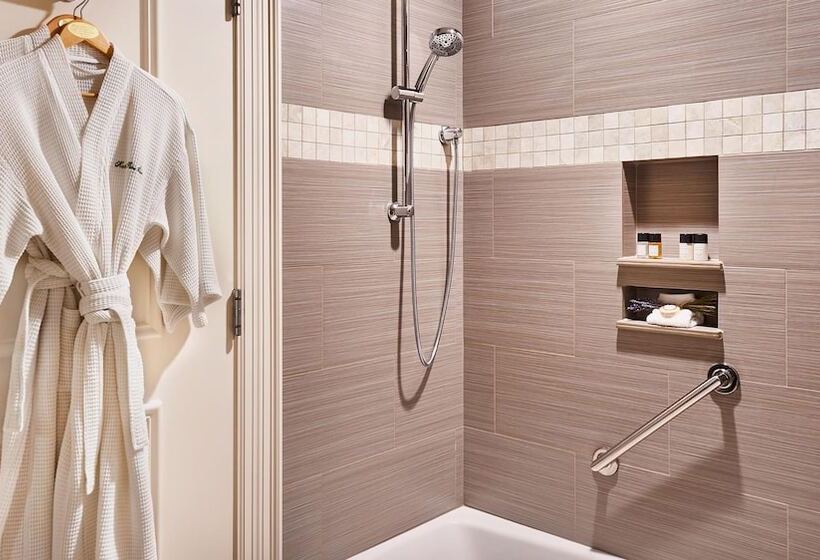 فندق Harbourview Inn