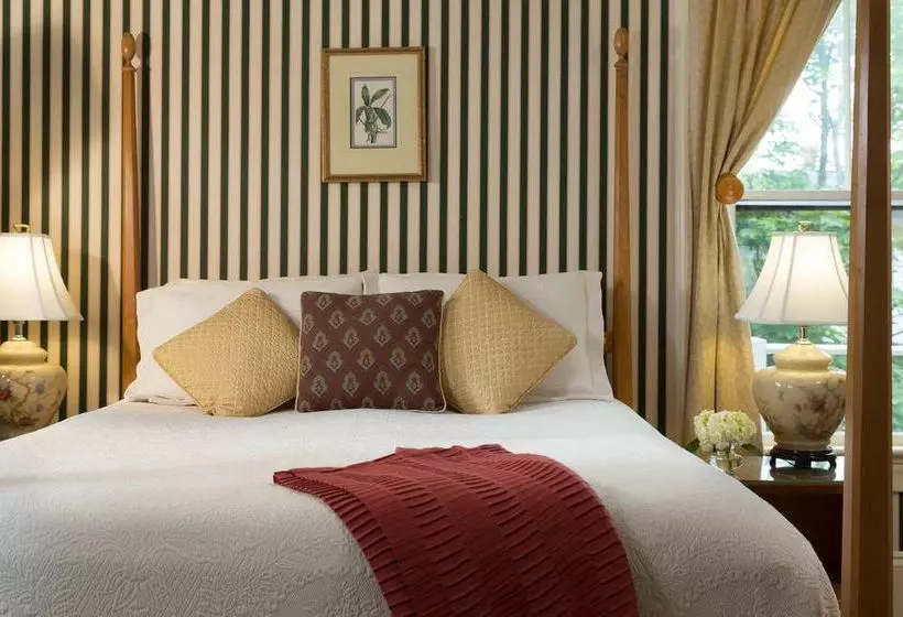 Отель Hawthorn Inn