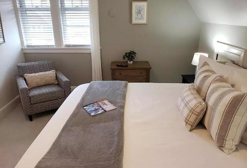 هتل Hearthside Inn