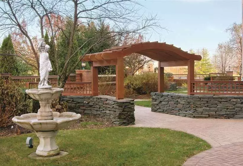 فندق Hilton Long Island/huntington