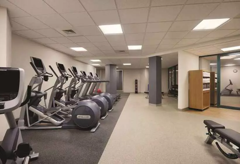 فندق Hilton Long Island/huntington