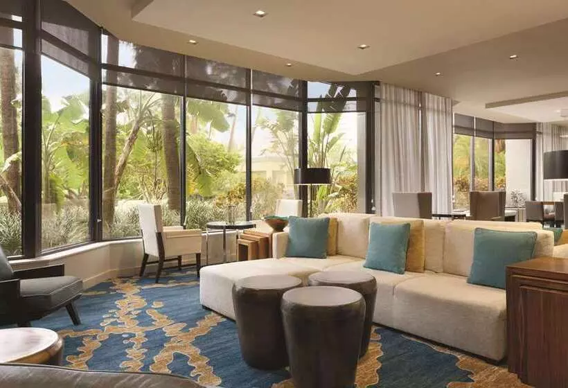 فندق Hilton Miami Airport Blue Lagoon