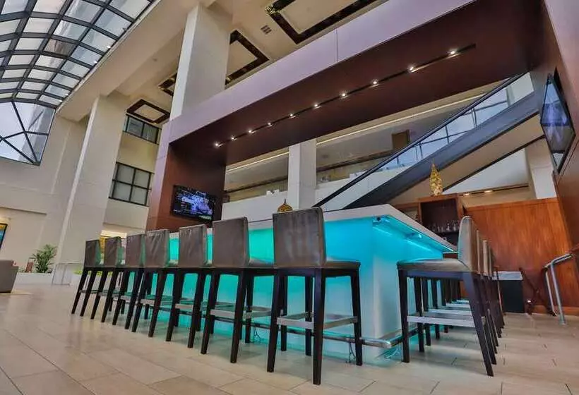 فندق Hilton Miami Airport Blue Lagoon