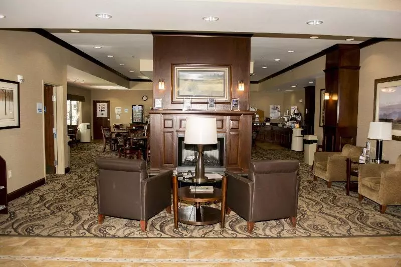 هتل Holiday Inn Express & Suites   Mason City, An Ihg