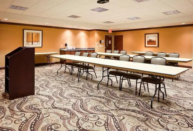 هتل Holiday Inn Express & Suites   Mason City, An Ihg