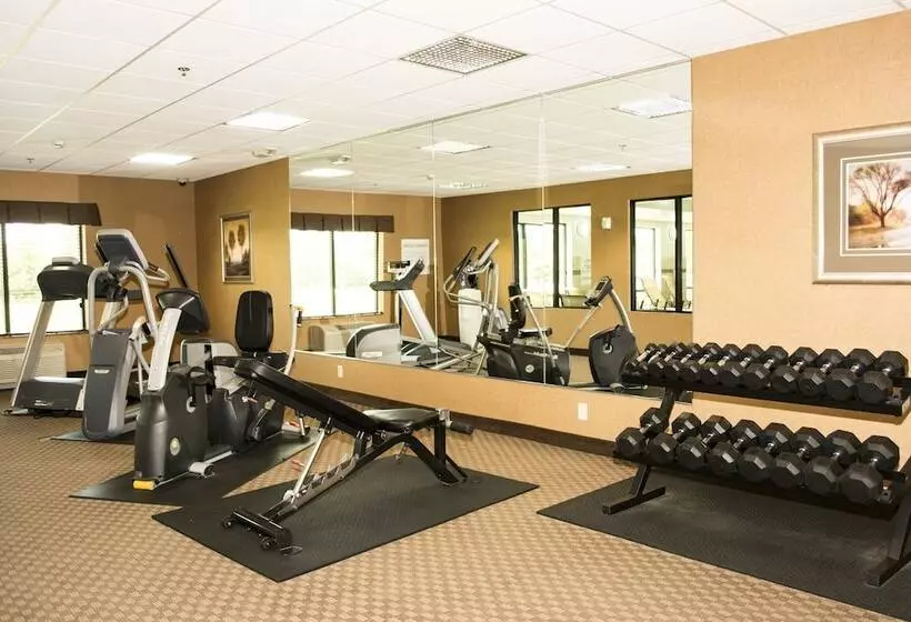 هتل Holiday Inn Express & Suites   Mason City, An Ihg