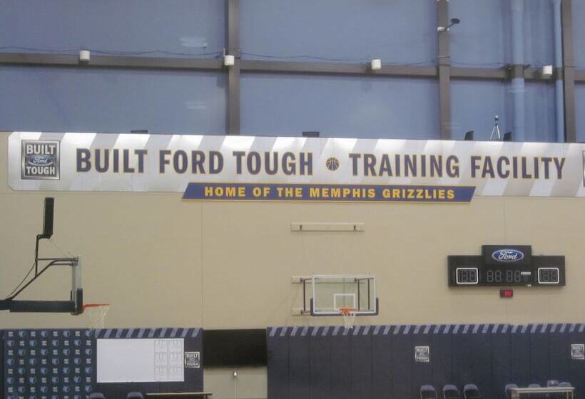 فندق Staybridge Suites Memphis Poplar Ave East, An Ihg