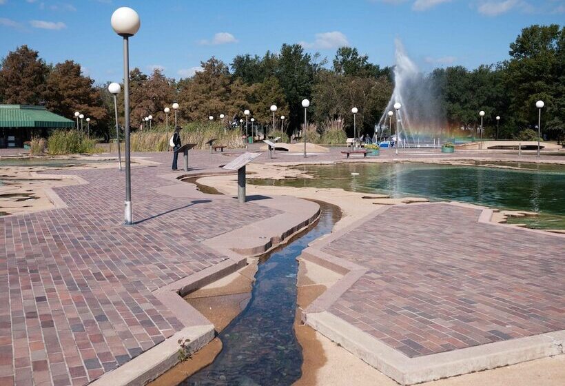 فندق Staybridge Suites Memphis Poplar Ave East, An Ihg