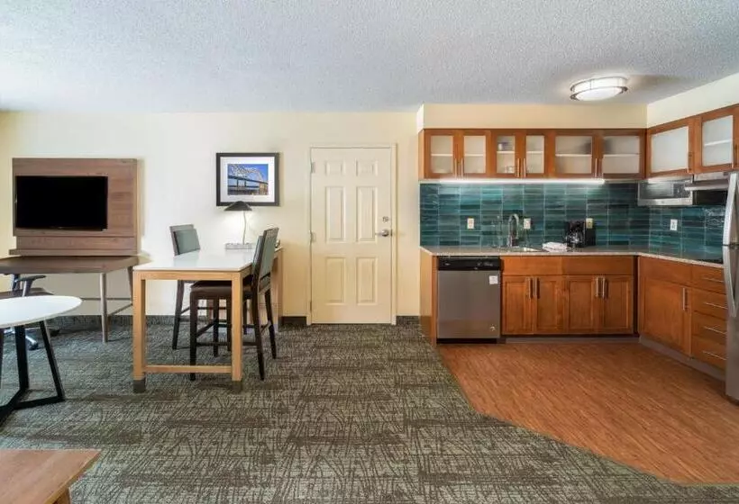 酒店 Staybridge Suites Memphis Poplar Ave East, An Ihg