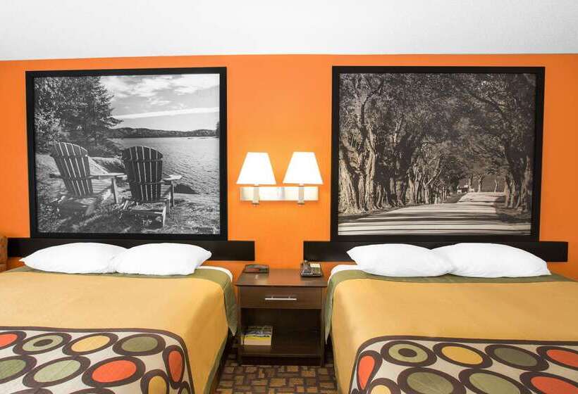 Hotel Super 8 By Wyndham Clive Ia