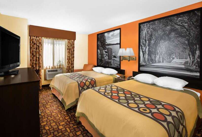 Hotel Super 8 By Wyndham Clive Ia