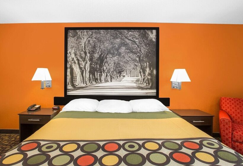 Hotel Super 8 By Wyndham Clive Ia