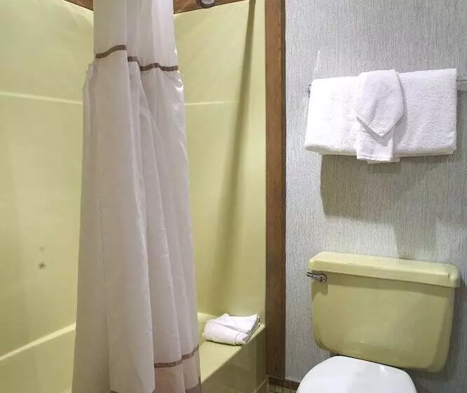 汽车旅馆 Hi Tide Oceanfront Inn