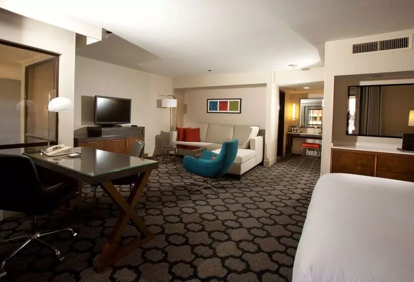 Hilton Palm Springs Resort