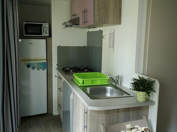 בית מלון כפרי Camping Les Berges De La Dordogne