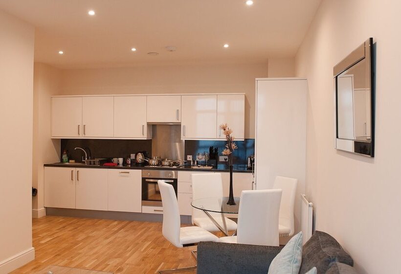 Psf Apartments Flat 22