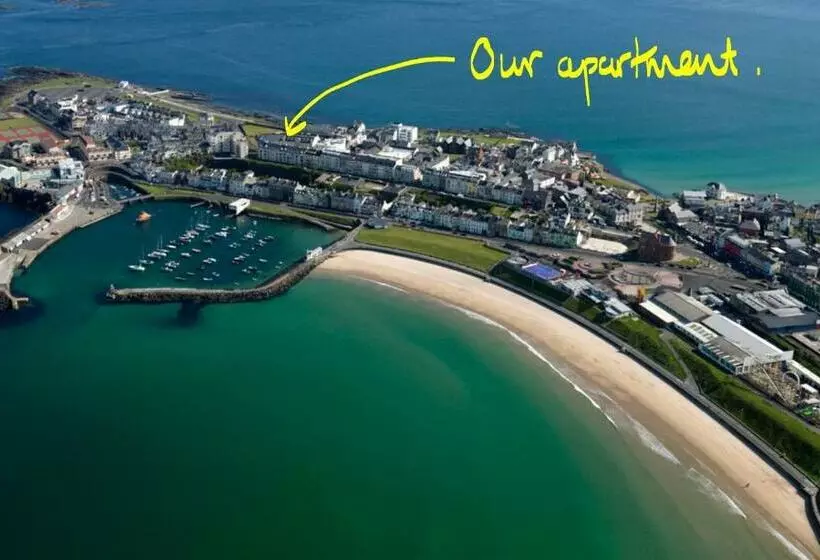 Apt3, No 2 Antrim Gardens, Portrush With Seaview
