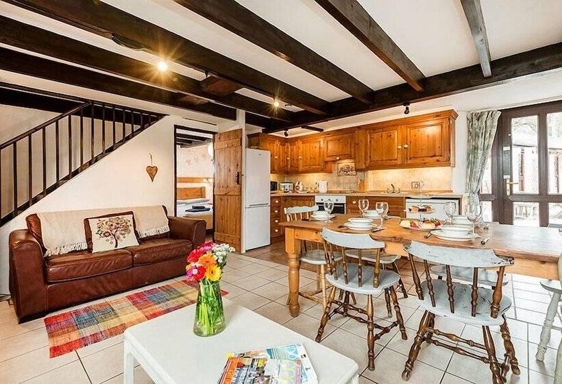 Berehayes Holiday Cottages