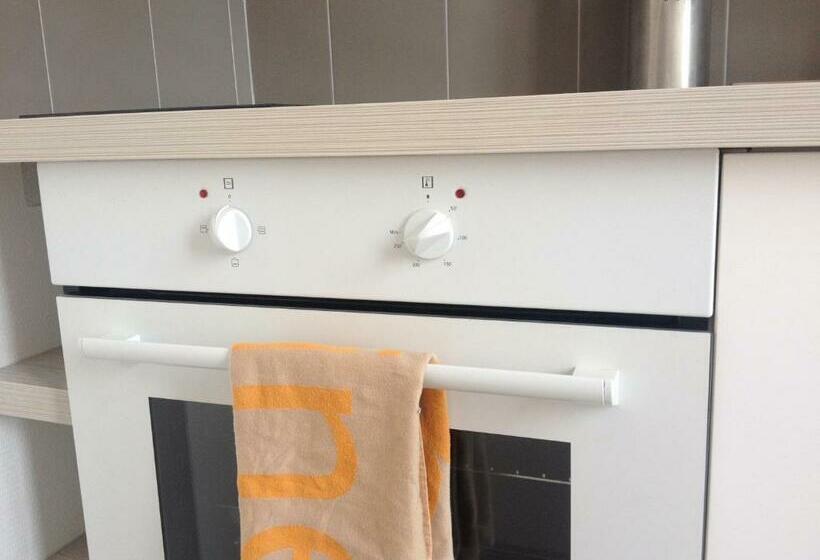 Fontainebleau Sweet Home