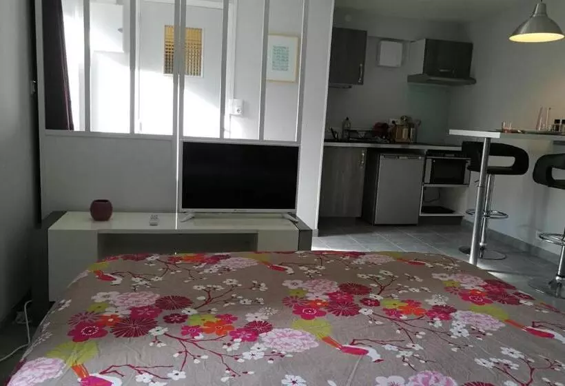 Le Cocon Des Monts D Or