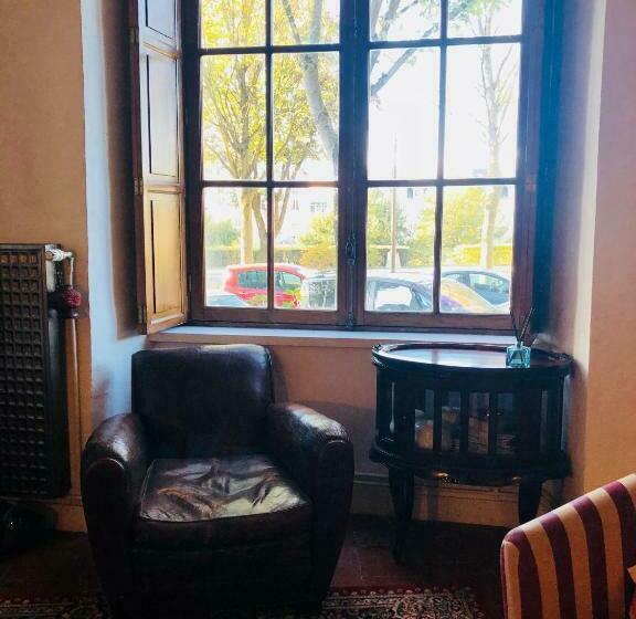 Le Gite De La Muraille