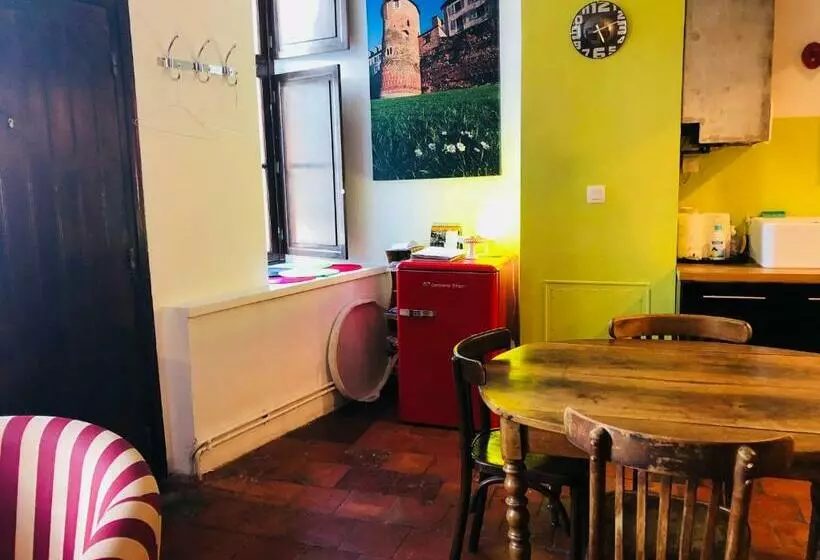 Le Gite De La Muraille