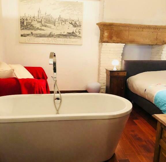 Le Gite De La Muraille