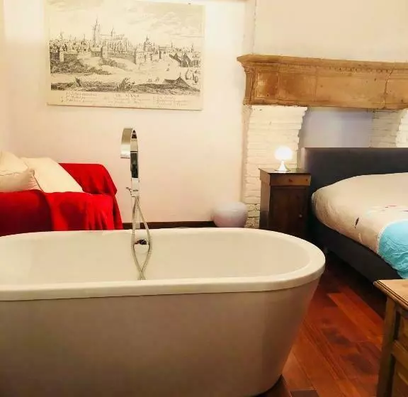 Le Gite De La Muraille