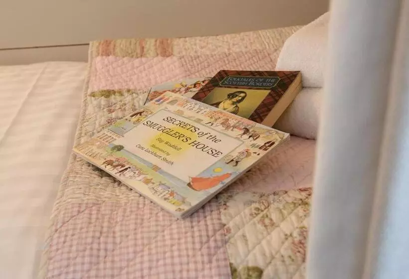 Merchant S House   Large Two Floor Apartment!! Sleeps Up To 11 People, First Floor Available Separat