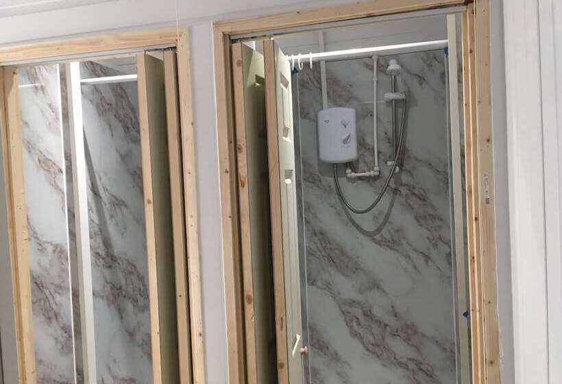 ペンション The Canberra Guest House