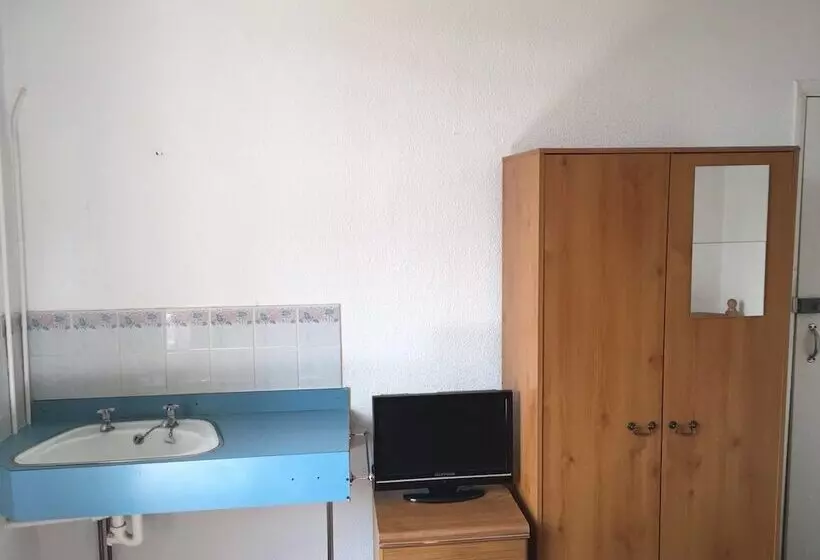 Majatalo The Canberra Guest House