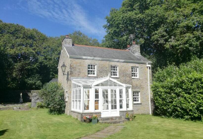 Swansea Valley Holiday Cottages