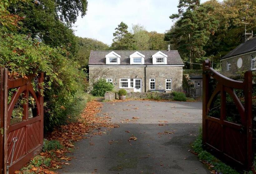 Swansea Valley Holiday Cottages