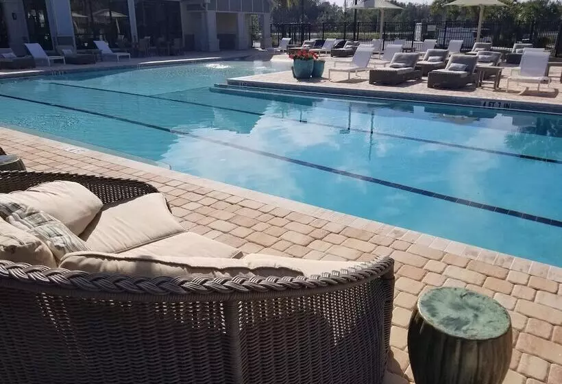 Tropical Waterview Escape
