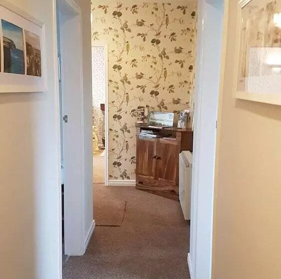 Woodpeckers Cottage