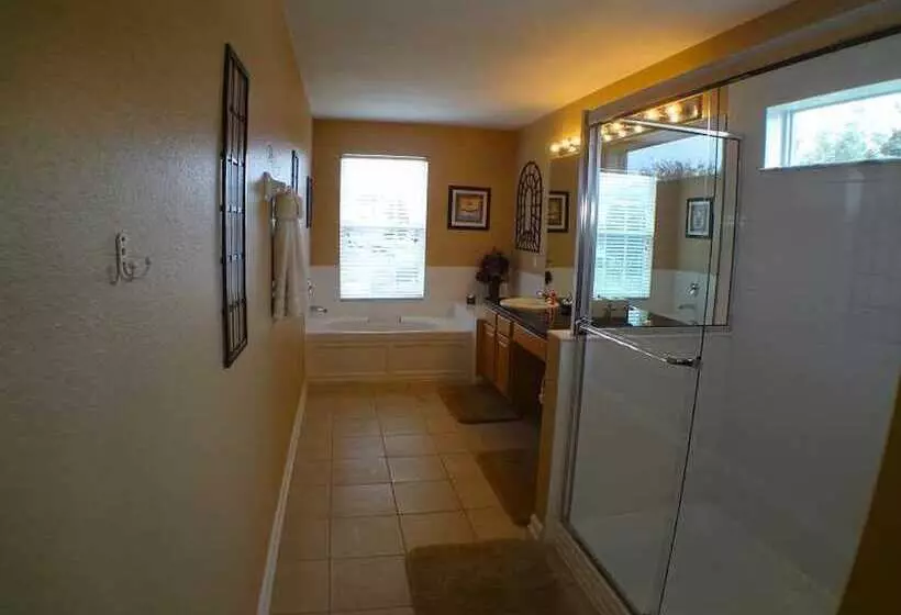 6br 4ba Home In Windsor Hills By Cv 2601