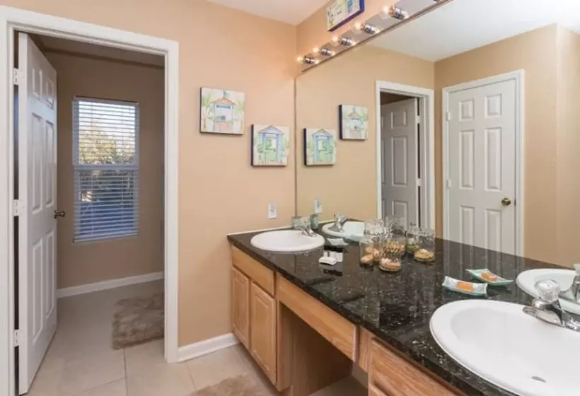 6br 4ba Home In Windsor Hills By Cv 2601