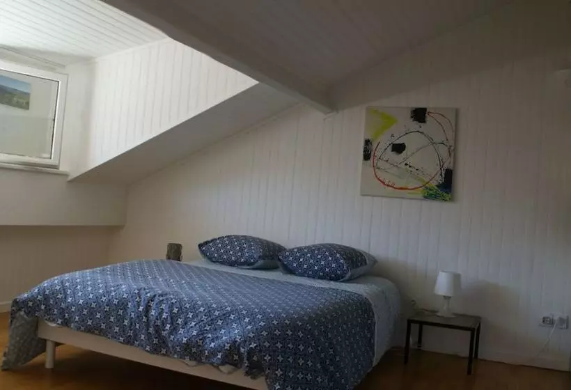 تختخواب و صبحانه Maison Des Coquelicots