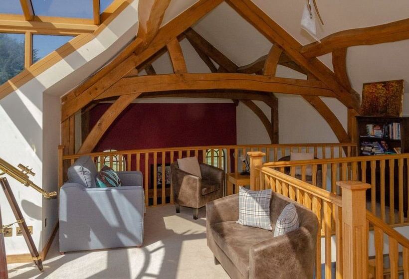 Castleview Newton Steading