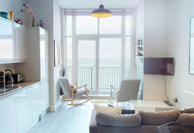 Ilfracombe Cheyne Beach Villa 2 Bedrooms