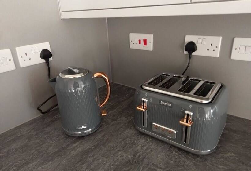 Jaylets Premier Apartments, Leicester