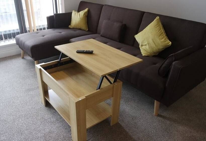 Jaylets Premier Apartments, Leicester