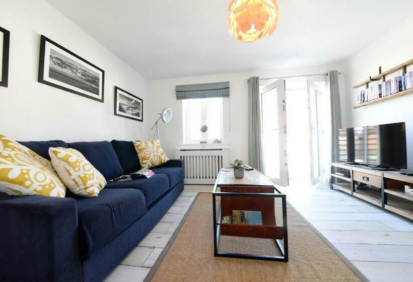 Seaside House In Camber